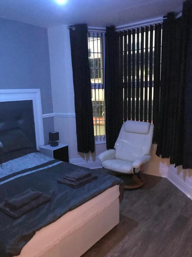 Sandy Pad'S Apartments Rhyl Ngoại thất bức ảnh