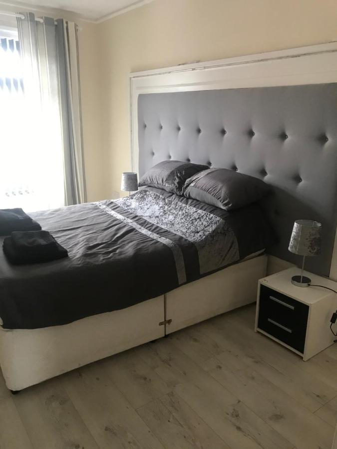 Sandy Pad'S Apartments Rhyl Ngoại thất bức ảnh